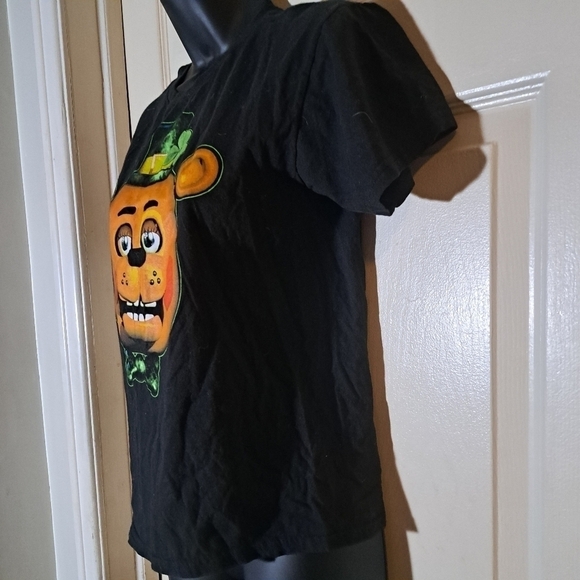 Five Nights at Freddy's kids large T-shirt size L 5/$25 - Picture 5 of 6